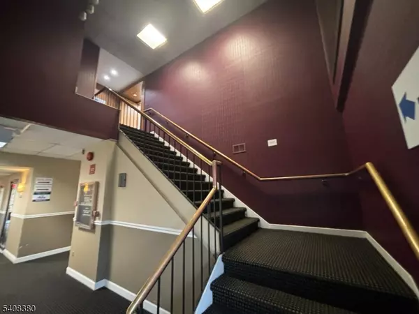 Clifton City, NJ 07013,1030 Clifton Ave