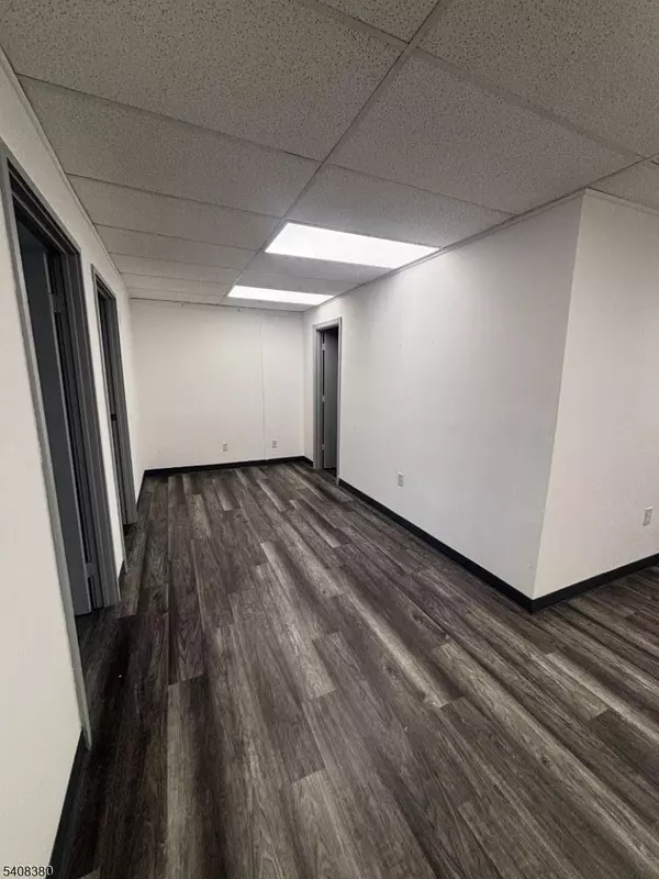 Clifton City, NJ 07013,1030 Clifton Ave