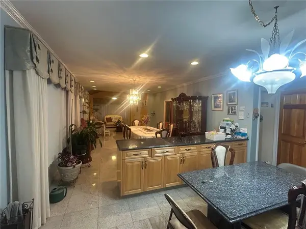 104 Highlawn AVE, Brooklyn, NY 11223