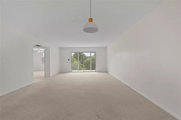 Coconut Creek, FL 33066,1801 Eleuthera Pt #J3