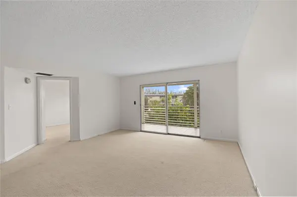 Coconut Creek, FL 33066,1801 Eleuthera Pt #J3