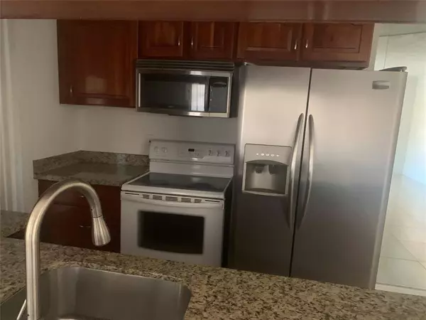 Coral Springs, FL 33065,8704 NW 35th St #108