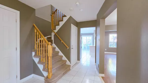 Barrie, ON L4N 8L3,12 Gore DR