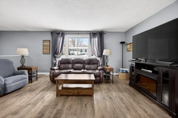 Carleton Place, ON K7C 3Z1,15 Henderson ST