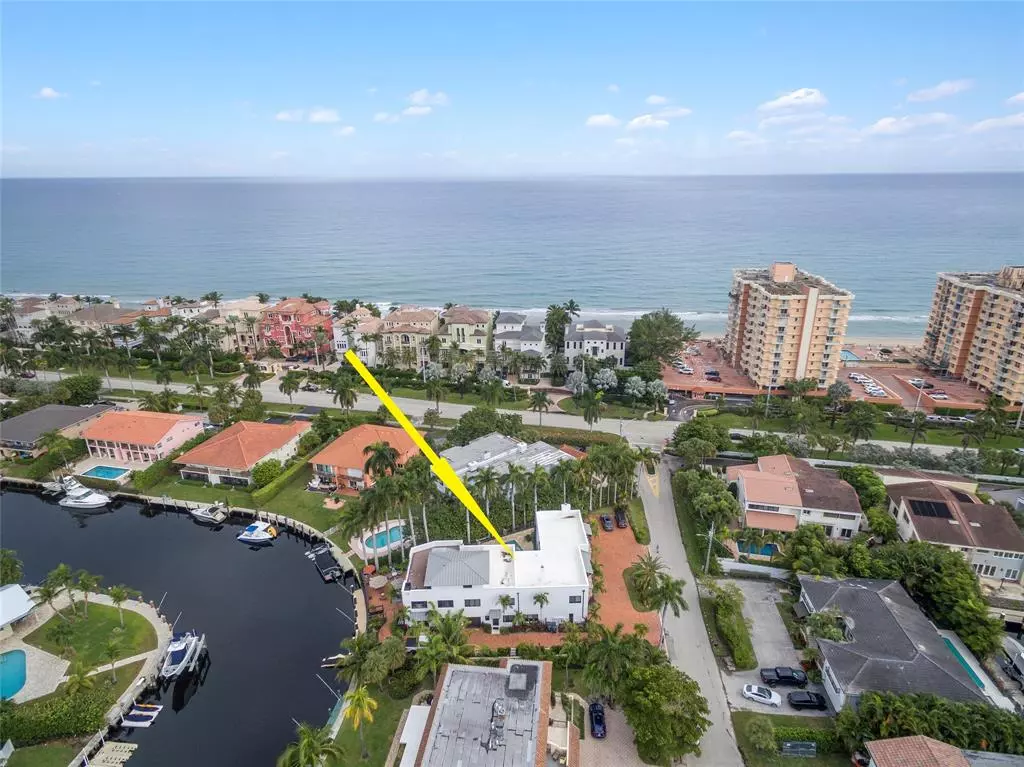 Highland Beach, FL 33487,1121 Bel Air Dr