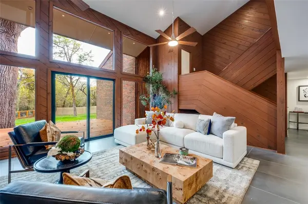 Dallas, TX 75224,3974 Lost Creek Drive