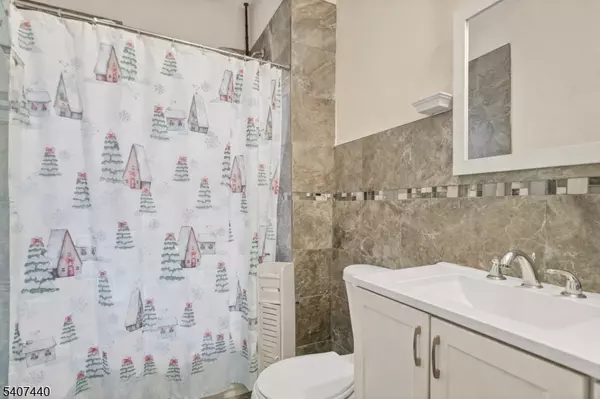 Newark City, NJ 07112,105 Huntington Ter