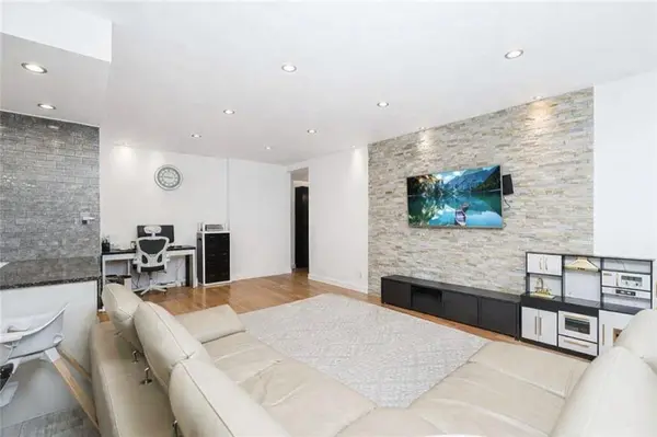 75 Oceana DR East #1H, Brooklyn, NY 11235