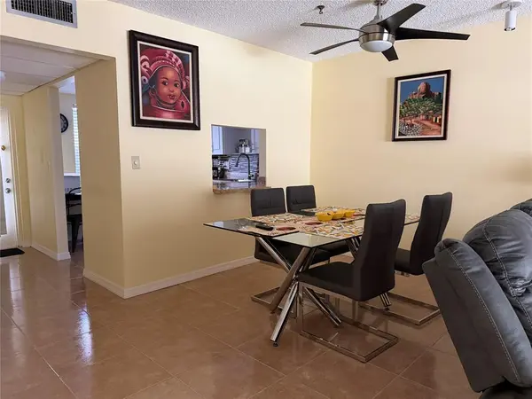 Margate, FL 33063,1015 Country Club Dr #307