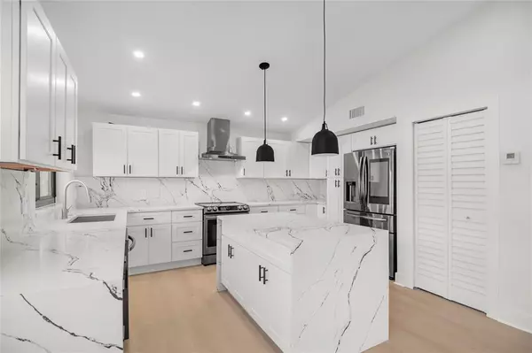 Lighthouse Point, FL 33064,1951 NE 28th Ct