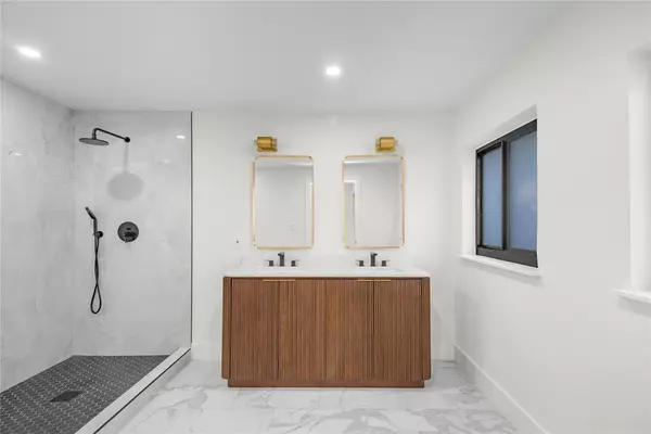 Lighthouse Point, FL 33064,1951 NE 28th Ct