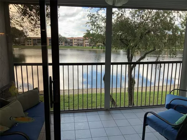 Pompano Beach, FL 33063,6022 Coral Lake Dr #210
