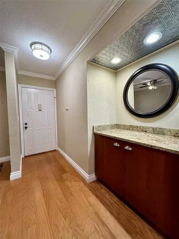 Tamarac, FL 33321,7653 NW 79 Avenue #110