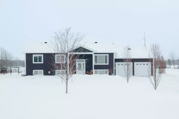 1503 Hyndman RD, Edwardsburgh/cardinal, ON K0E 1X0