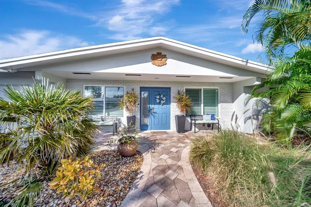 Lighthouse Point, FL 33064,2611 NE 53rd St