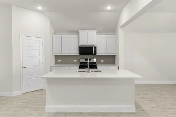 Balch Springs, TX 75181,139 Whistling Duck