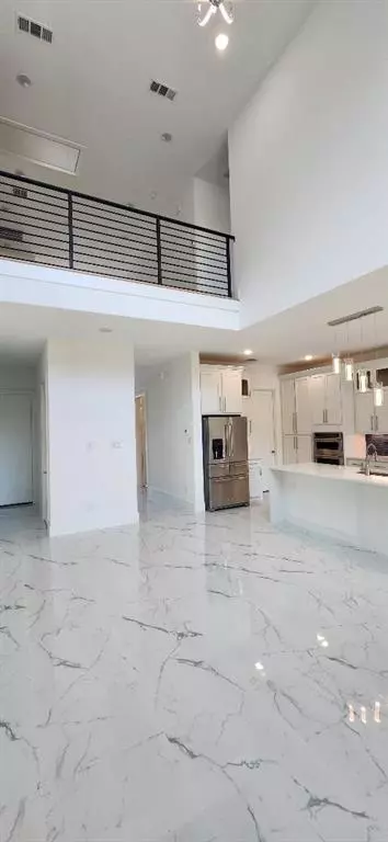 Dallas, TX 75212,3338 Sylvan Avenue