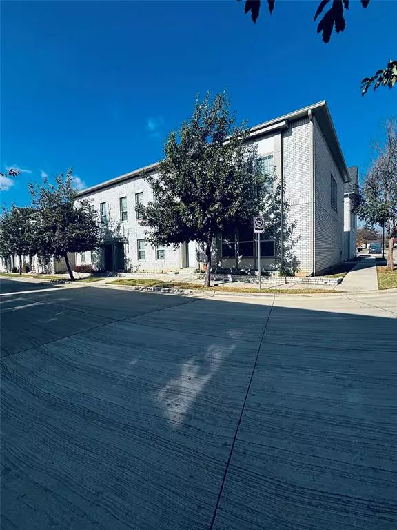 Arlington, TX 76010,1939 Bel Air Drive