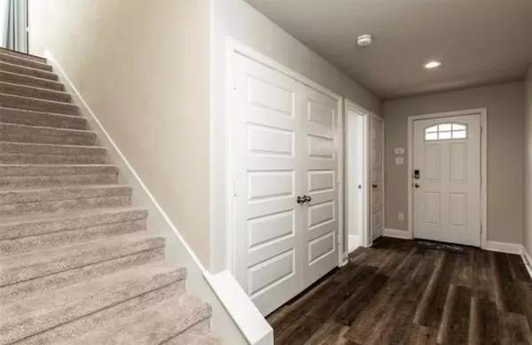 Arlington, TX 76010,1939 Bel Air Drive