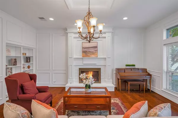 Dallas, TX 75243,9009 Windy Crest Drive