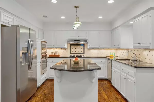 Dallas, TX 75243,9009 Windy Crest Drive