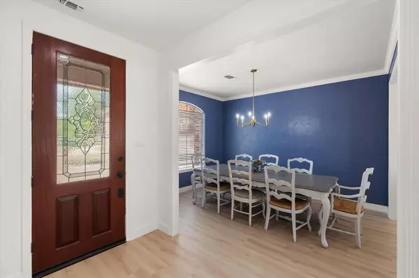 Azle, TX 76020,352 Leeward Circle