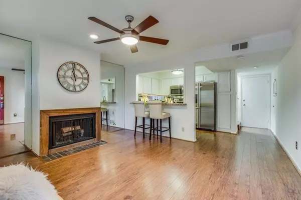 Dallas, TX 75219,4411 Gilbert Avenue #10