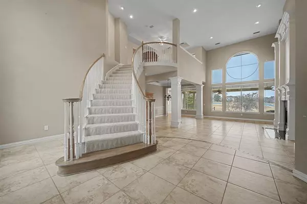 Mckinney, TX 75072,5104 N Meadow Ridge Circle