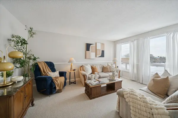 Oshawa, ON L1H 7T5,581 Grandview ST S