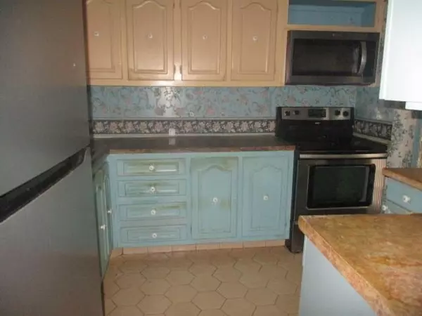 Lauderdale Lakes, FL 33319,3940 NW 42nd Ave #113