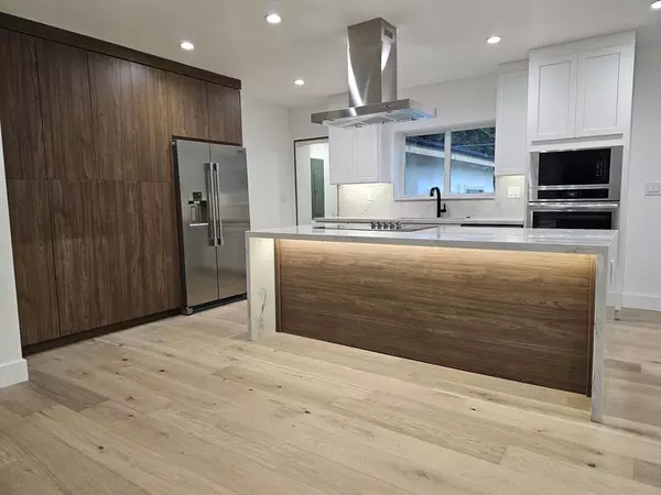 El Portal, FL 33150,8801 N Miami Ave