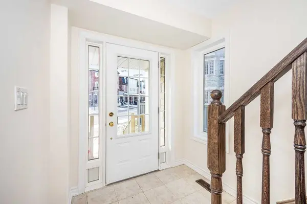 Brampton, ON L6Z 0B4,12 Sprucewood RD