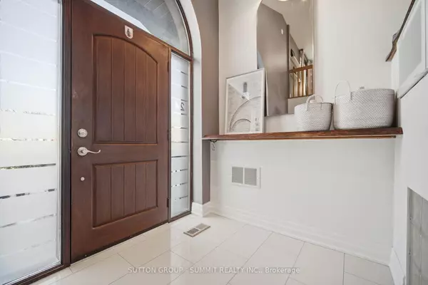 Mississauga, ON L5M 1E9,24 Joymar DR