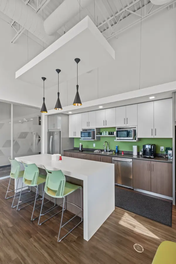 Guelph, ON N1C 1C3,104 Cooper DR