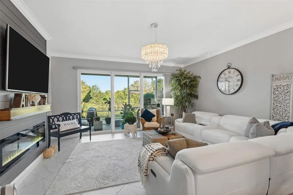 Stuart, FL 34997,651 SW Glen Crest Way #2