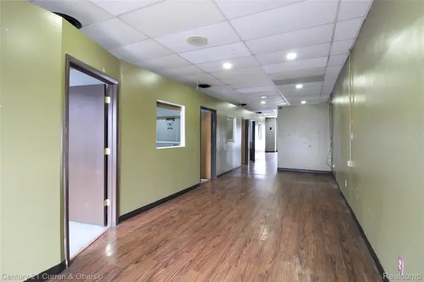 Garden City, MI 48135,30960 Ford RD