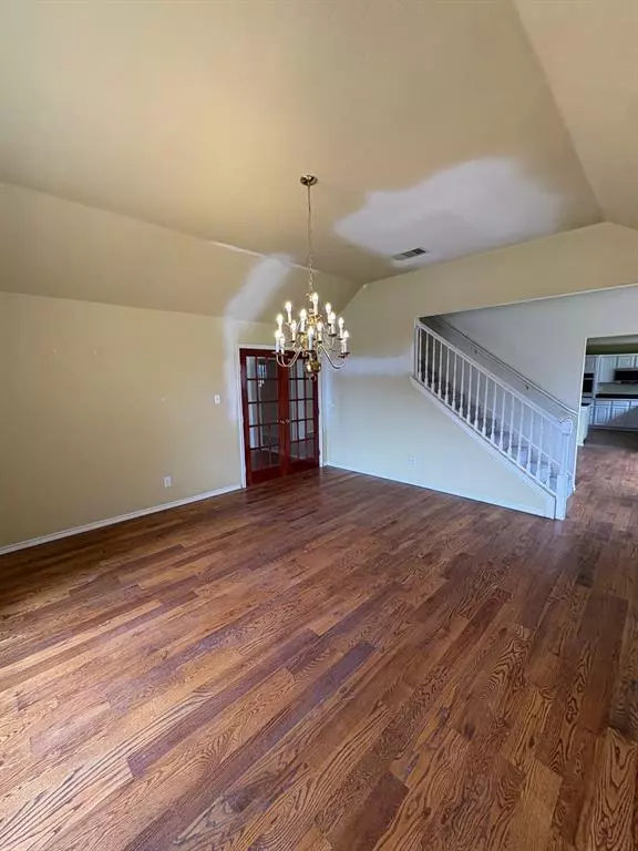 Richardson, TX 75082,5421 Palace Drive