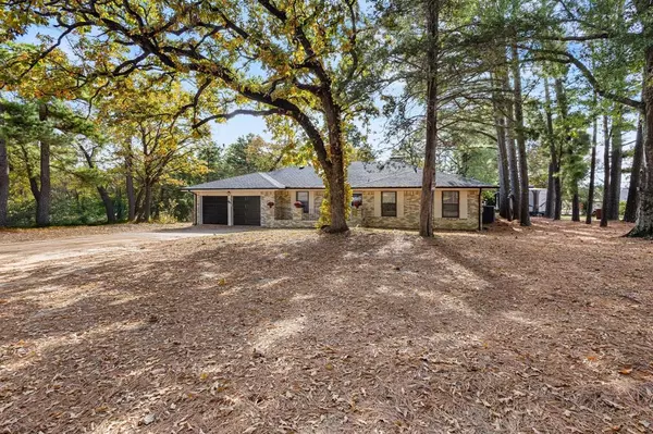 Denison, TX 75021,498 McCraw Lane