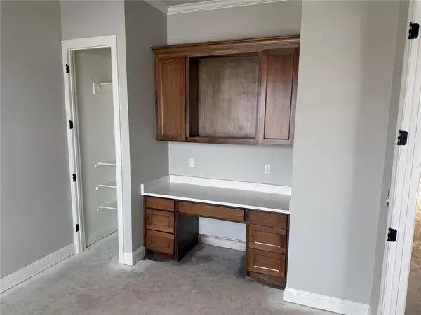 Bossier City, LA 71111,111 Katy Lane