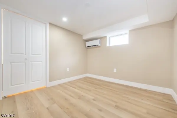 Prospect Park Boro, NJ 07508,95 N 16th St