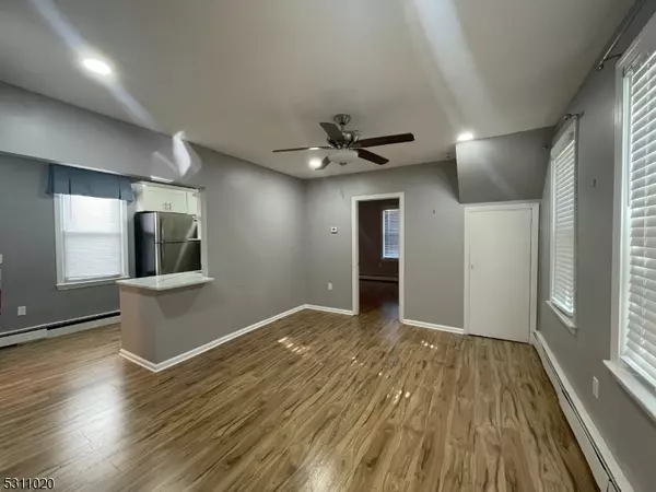 Dover Town, NJ 07801,31 Union St