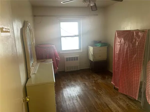 Brooklyn, NY 11236,10120 Avenue J