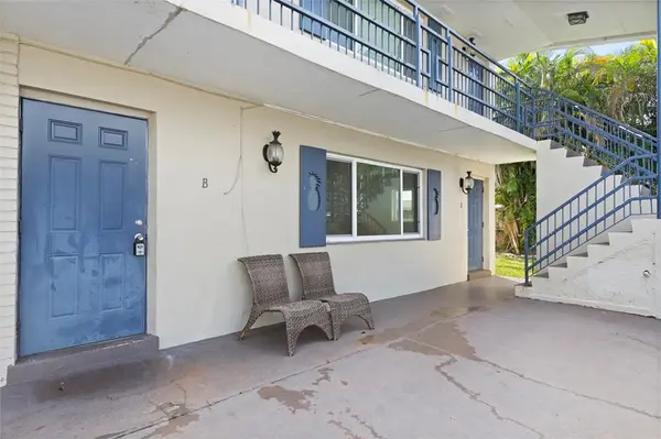 North Palm Beach, FL 33408,817 Lighthouse Dr #A