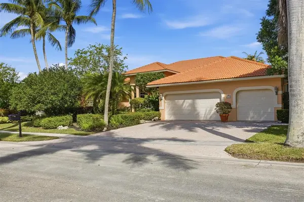 Weston, FL 33332,2698 Cypress Ln