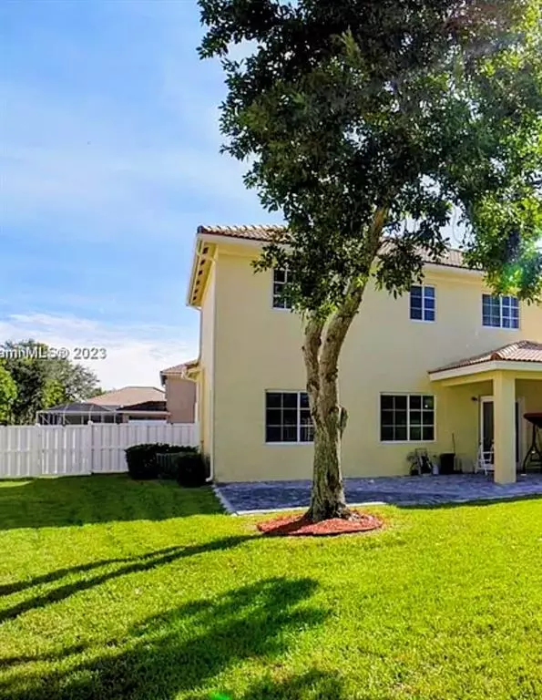 West Palm Beach, FL 33411,2455 Curley Cut