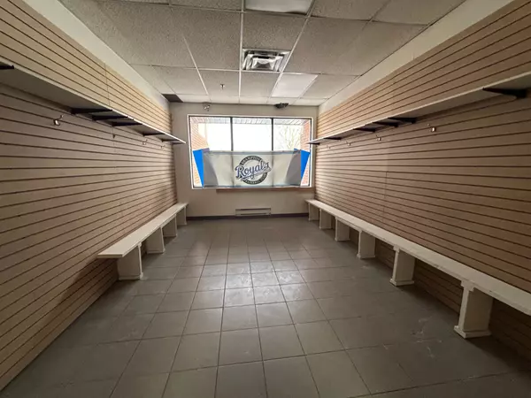 Brampton, ON L7A 1B1,36 Van Kirk DR