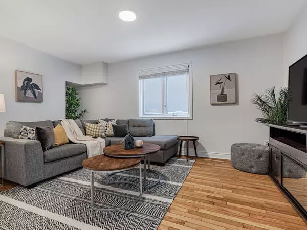 Toronto W04, ON M6E 2R3,158 Bowie AVE