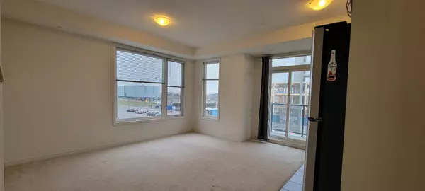 Brampton, ON L7A 0A1,54 Sky Harbour DR #304