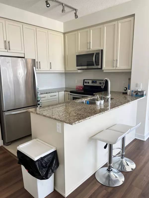 Mississauga, ON L5B 4L6,3975 Grand Park DR #3907