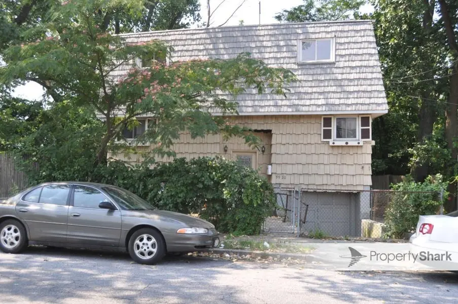 99-20 Albert RD, Ozone Park, NY 11417